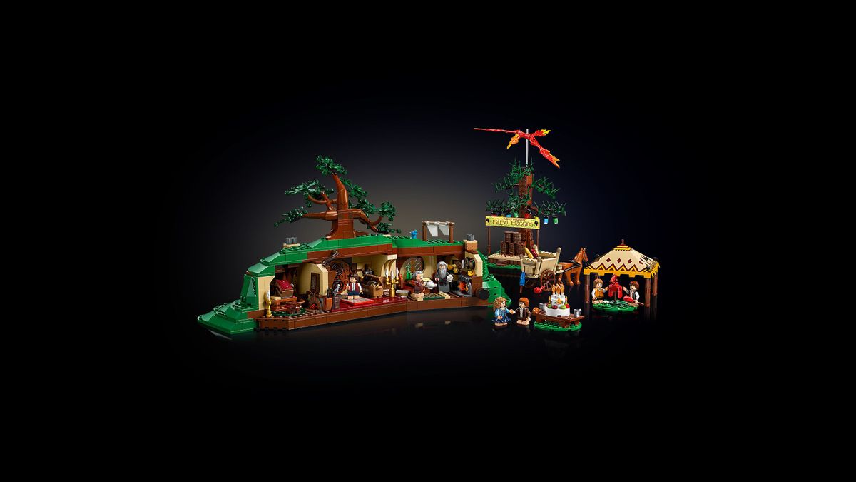 The Shire LEGO 10354