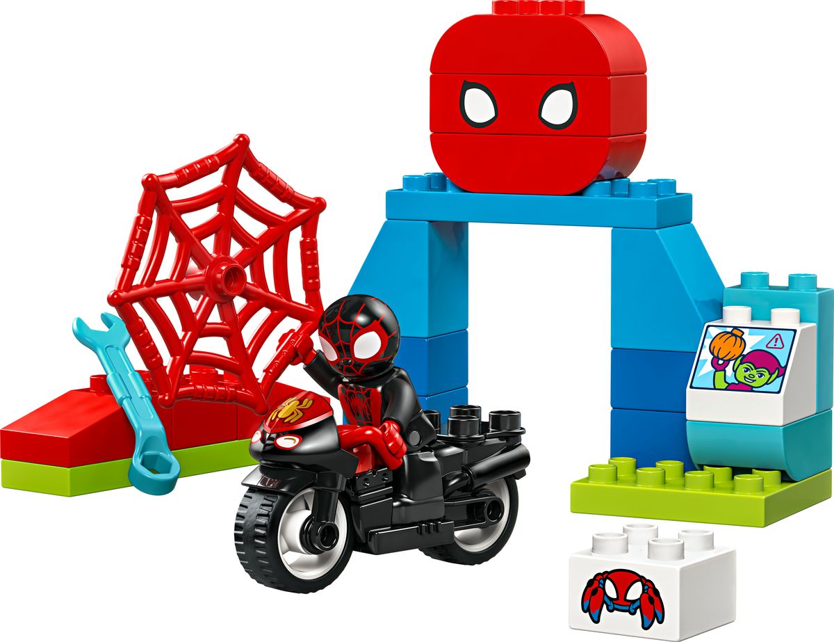Spin's Motorcycle Adventure LEGO 10424