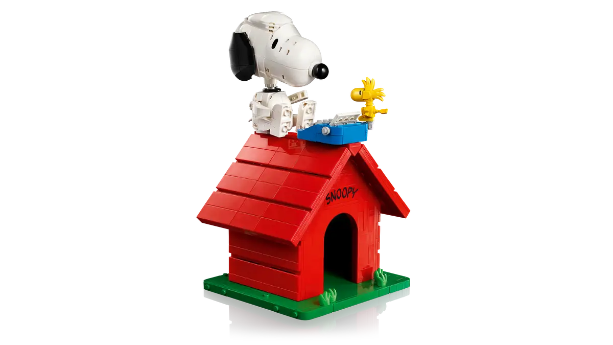 Peanuts: Snoopy's Doghouse LEGO 21368