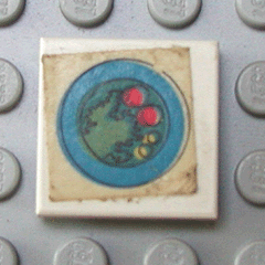 3068apb06 | Tile 2 x 2 without Groove with Blue Circle Plate, Green Mass, 2 Red Spots, 2 Yellow Spots Pattern | LEGOPART