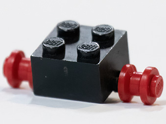 3137c02 | Brick, Modified 2 x 2 with Red Wheels for Dually Tire | LEGOPART