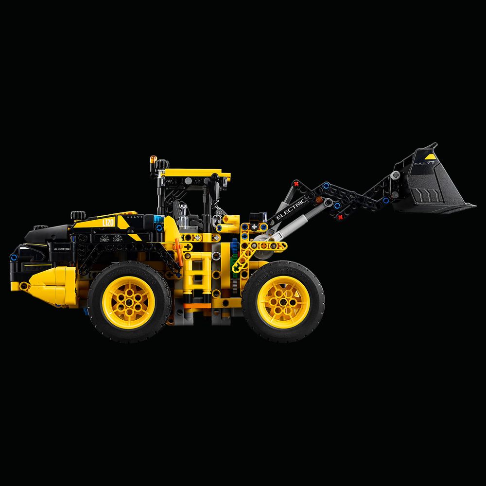 Volvo L120 Electric Wheel Loader LEGO 42209