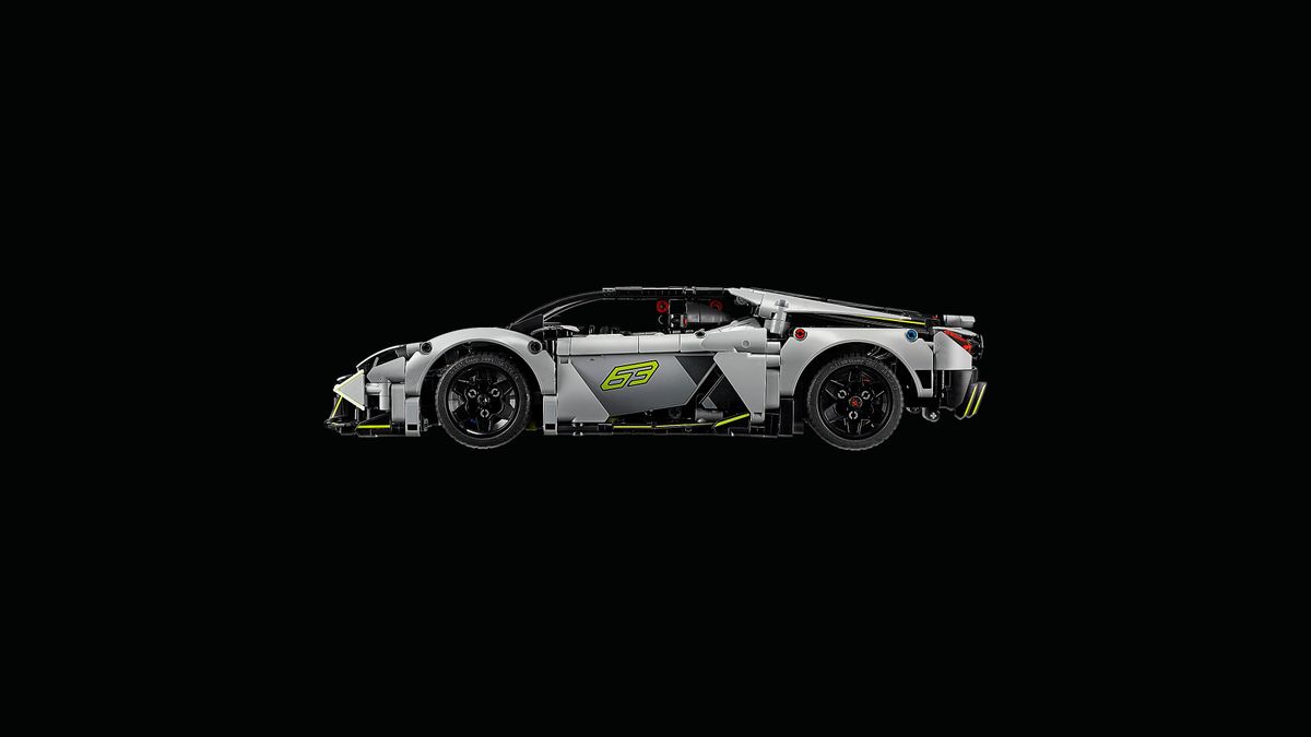 Lamborghini Revuelto Super Sports Car LEGO 42214