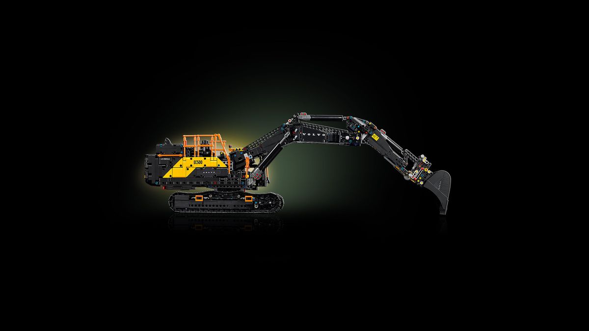 Volvo EC500 Hybrid Excavator LEGO 42215
