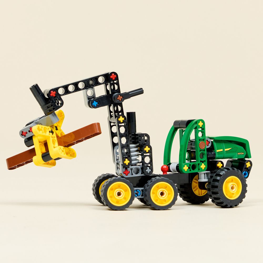 John Deere 1470H Wheeled Harvester LEGO 42218
