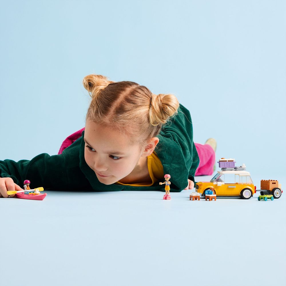 Friendship Road-Trip Travel Car LEGO 42659