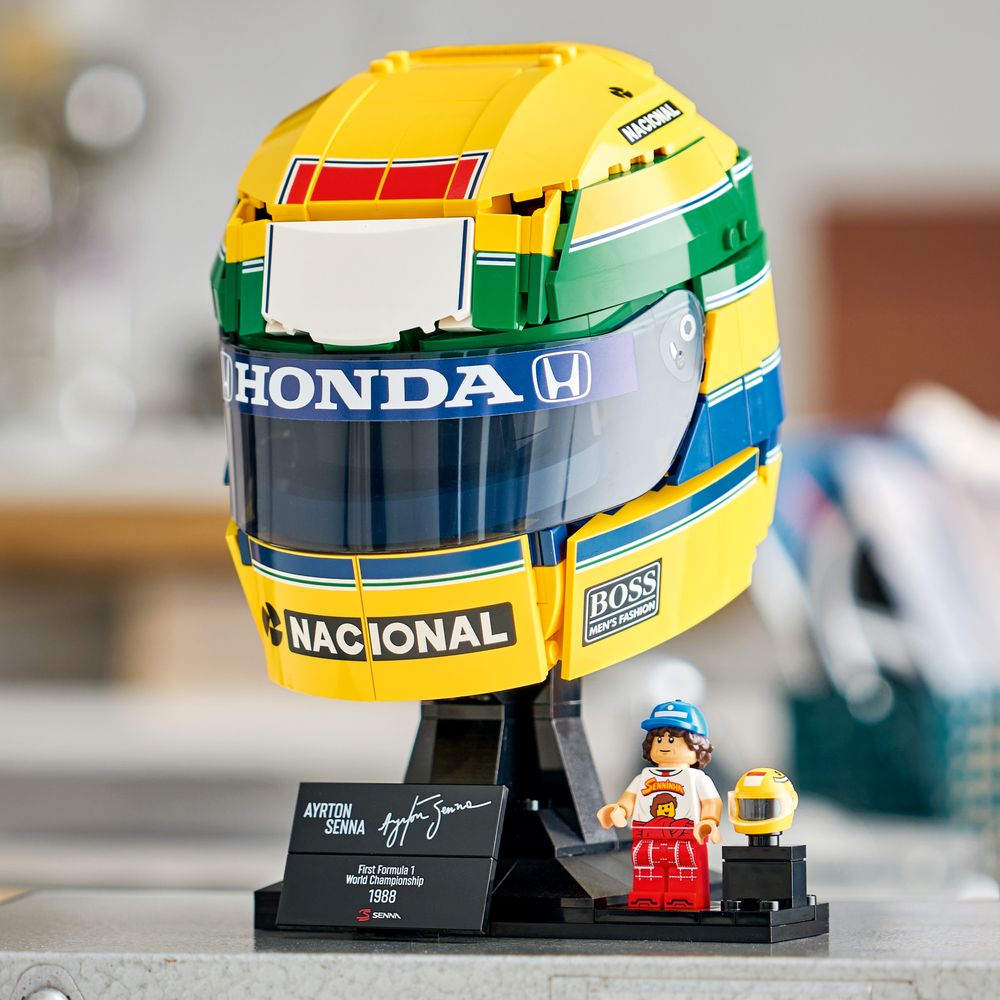 Ayrton Senna Helmet LEGO 43024