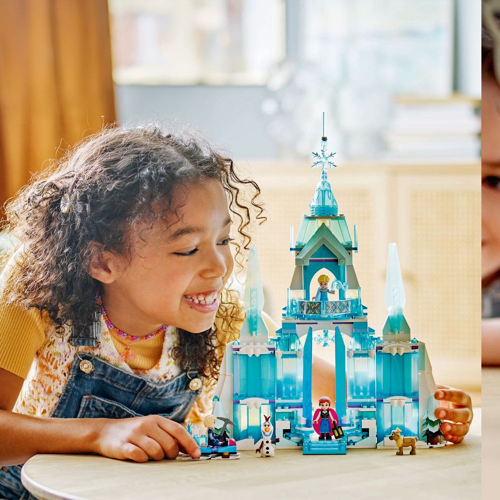 Elsa's Ice Palace LEGO 43244