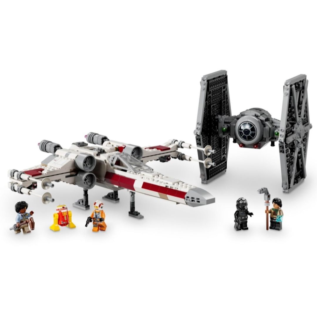 X Wing and Tie Fighter LEGO 75393