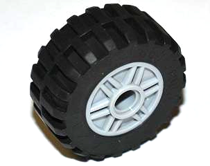 55981c05 | Wheel 18mm D. x 14mm with Pin Hole, Fake Bolts and Shallow Spokes with Black Tire 30.4 x 14 Offset Tread - Band Around Center of Tread | LEGOPART