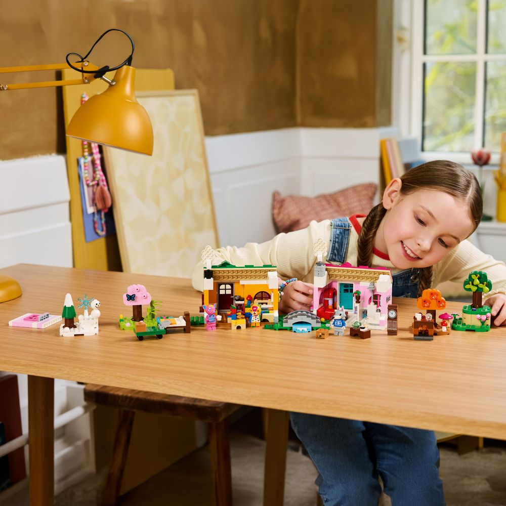 Creative Houses Season of Fun LEGO 77057