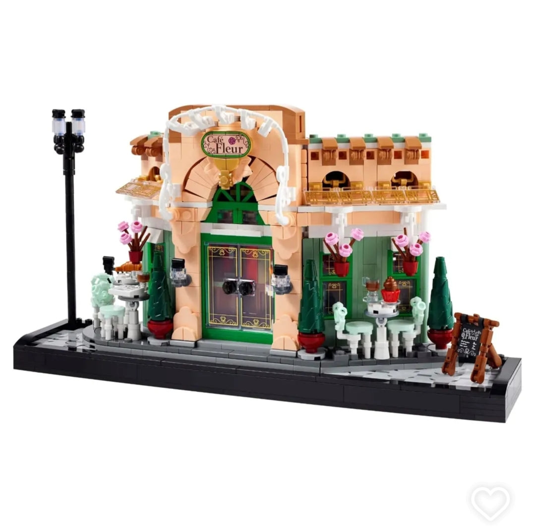 Parisian cafe LEGO 10362