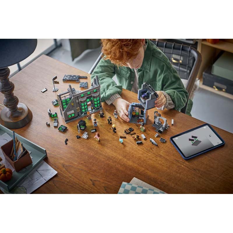 Knockturn Alley™ Wizarding Shops LEGO 76471
