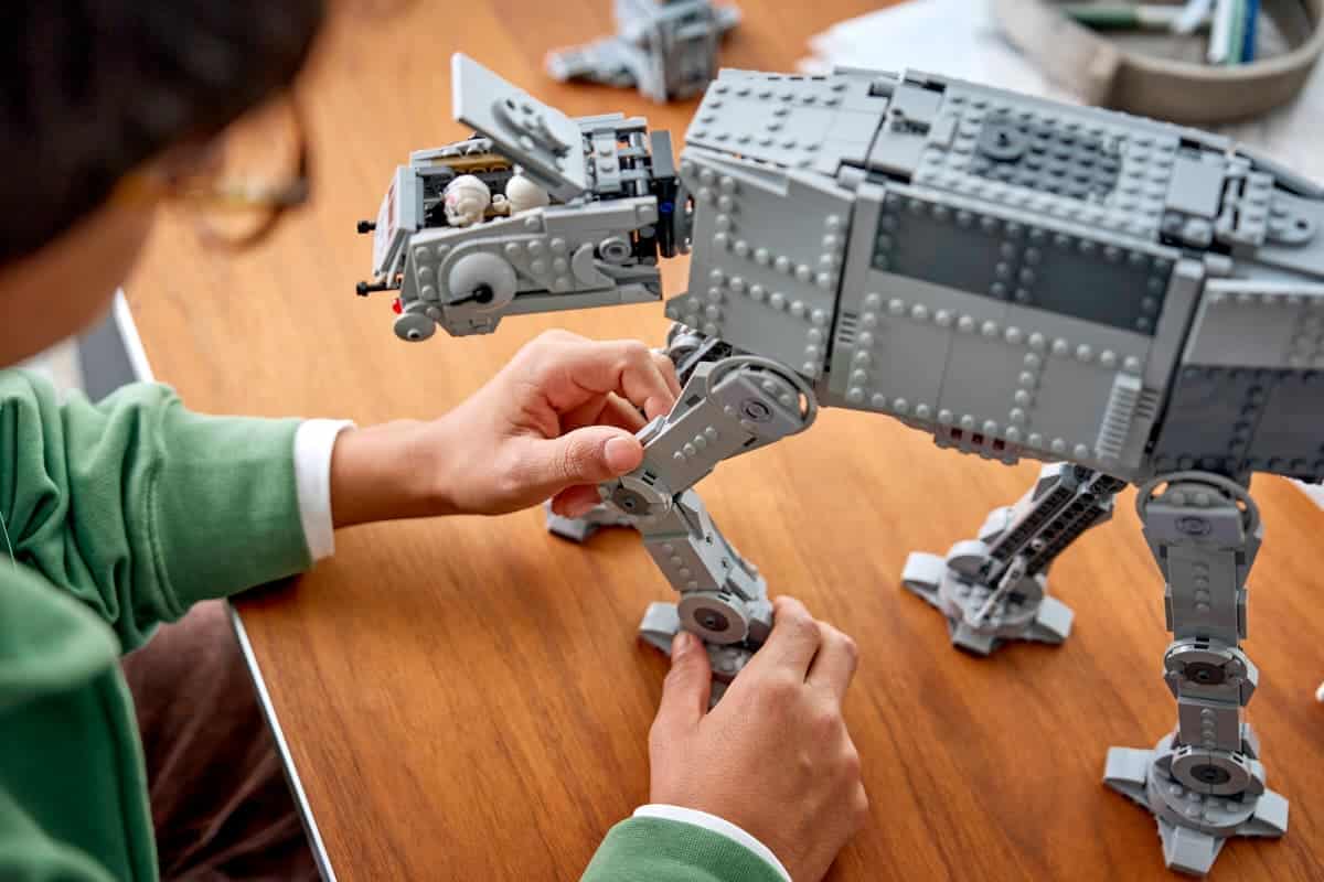 Imperial Remnant AT-AT with INT-4 LEGO 75454