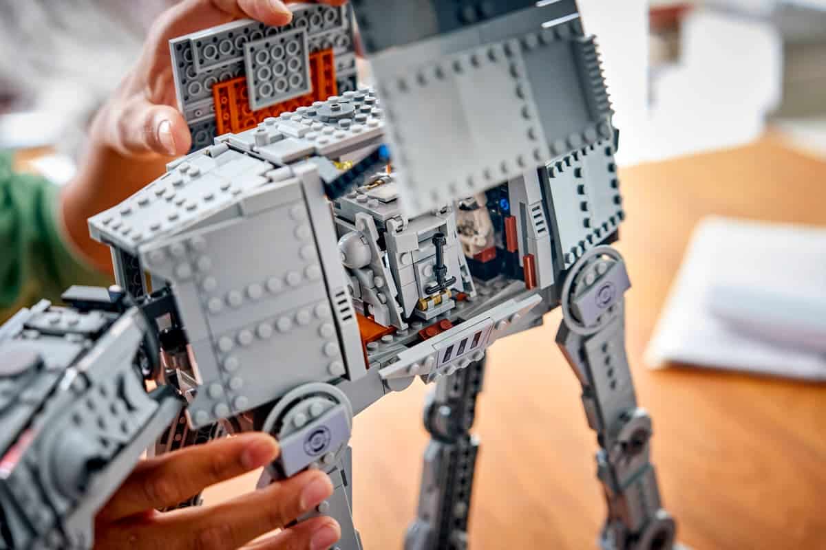 Imperial Remnant AT-AT with INT-4 LEGO 75454