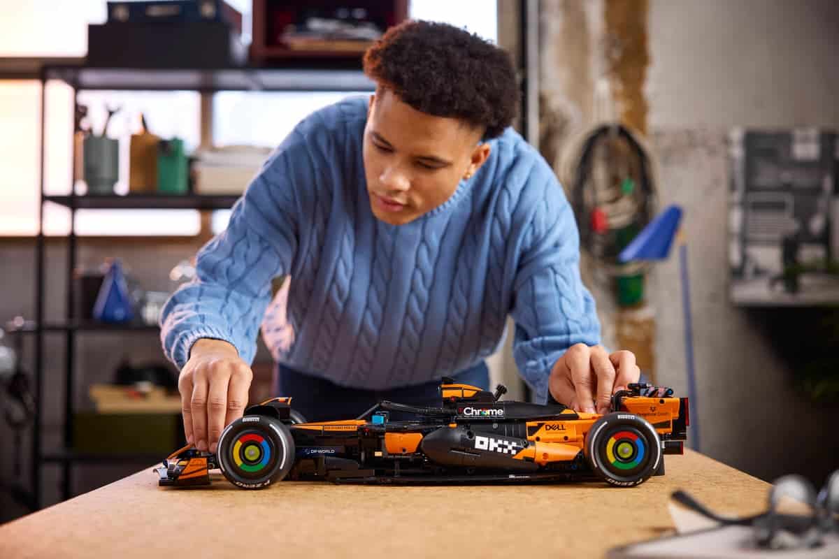 McLaren MCL39 F1 Car LEGO 42228