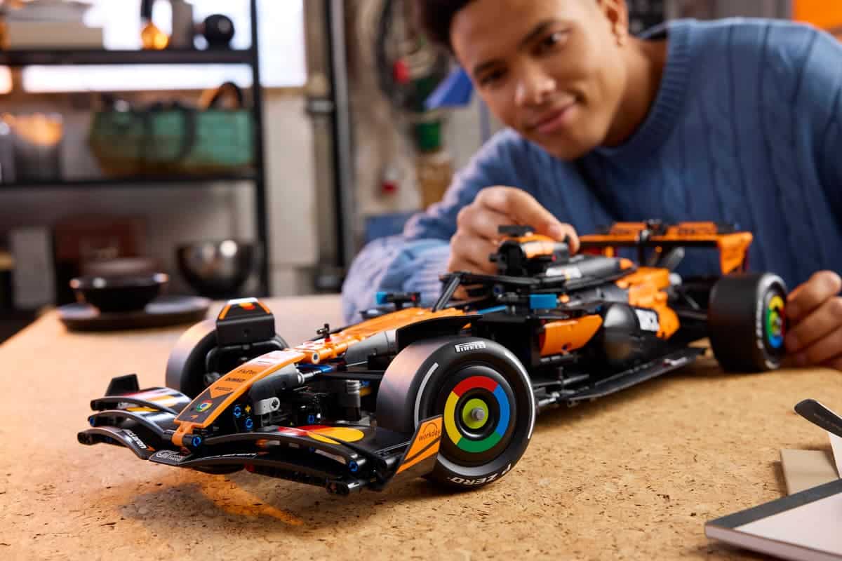 McLaren MCL39 F1 Car LEGO 42228