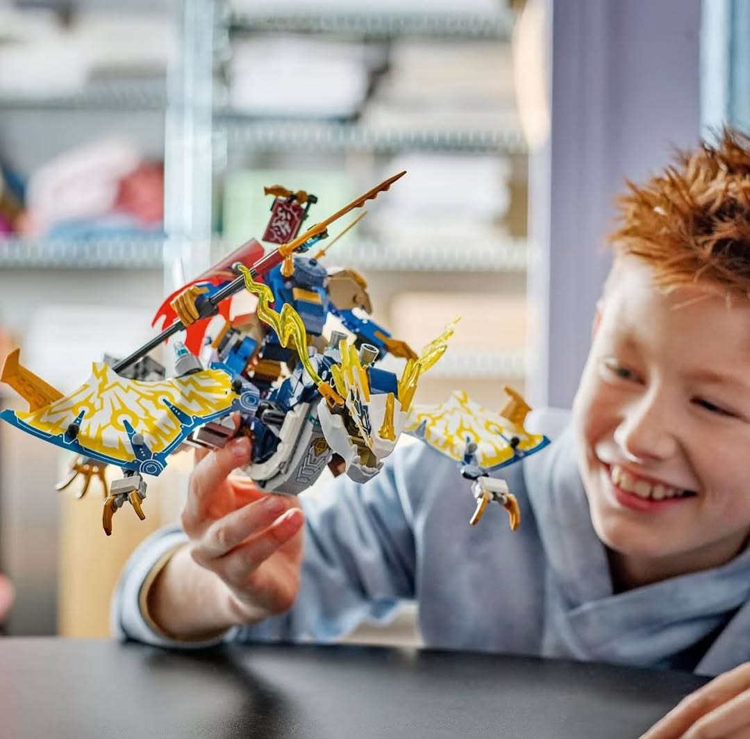 Rogue’s Mech Dragon Rider LEGO 71843