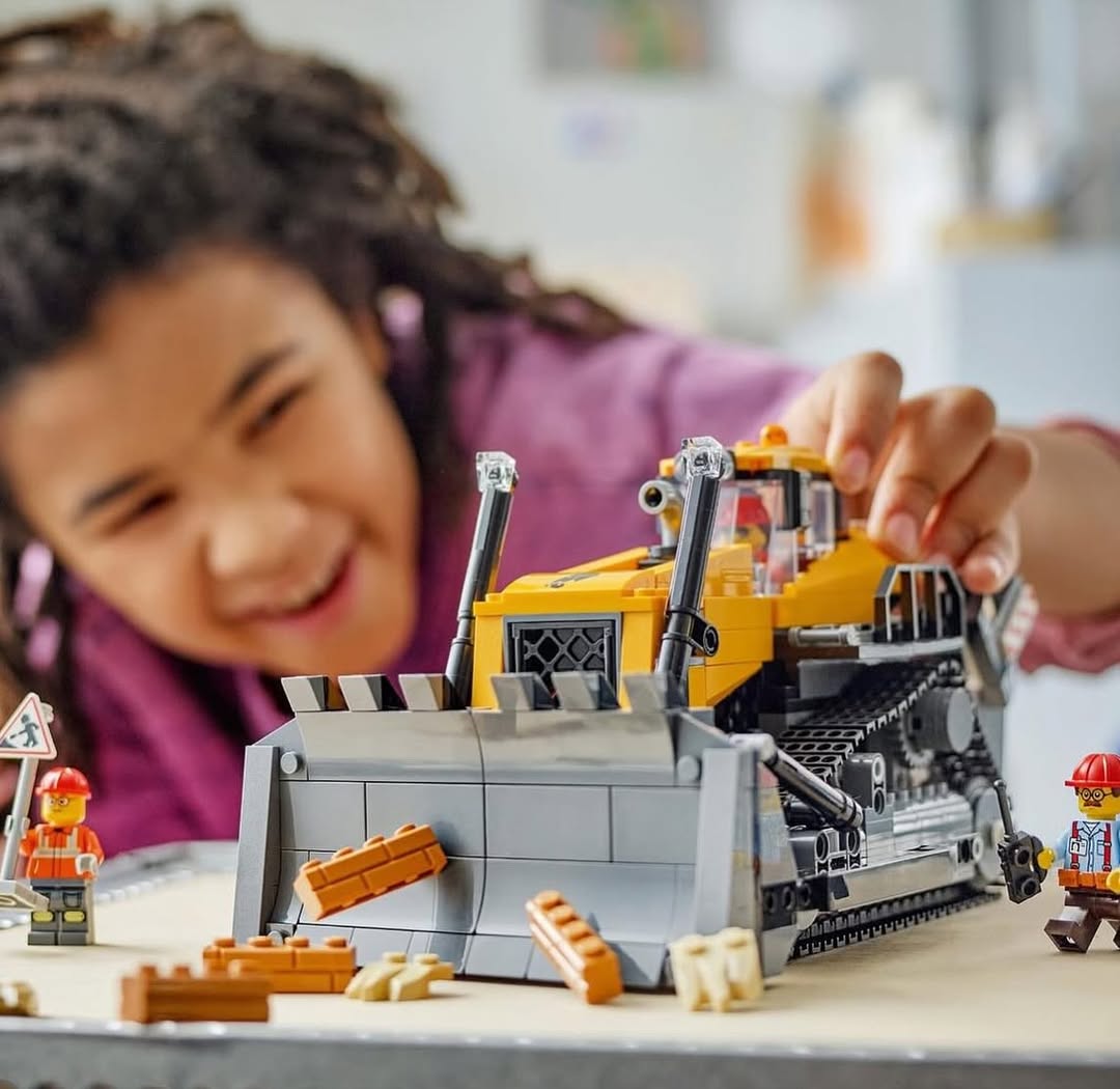 Yellow Bulldozer with Front Loader LEGO 60466