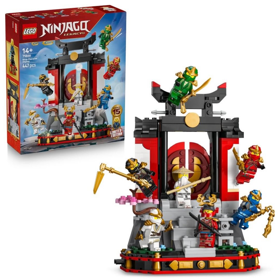 Ninja Character Display 15th Anniversary LEGO 71866