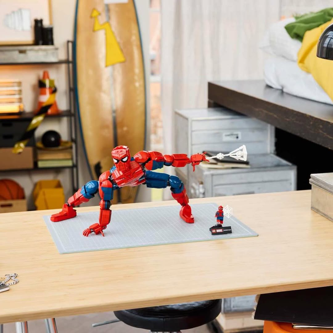 Buildable Spider Man LEGO 76346