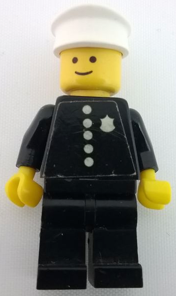 Police - Torso Sticker with 5 Buttons and Badge, Black Legs, White Hat LEGO cop014s