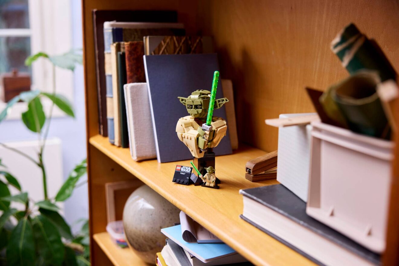 Yoda Bust LEGO 75438