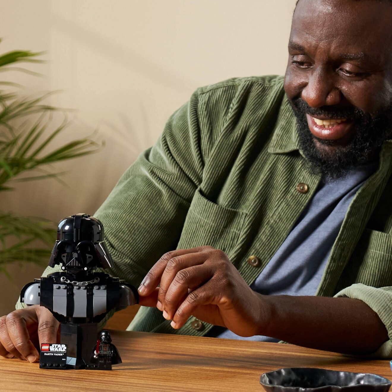 Darth Vader Bust LEGO 75439